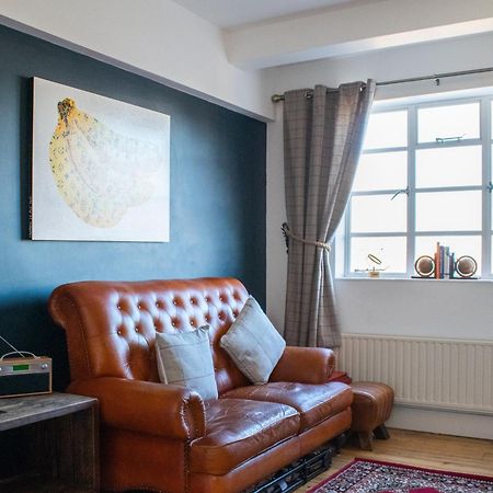 Beautifully Decorated Contemporary 2 Bedroom Flat London Kültér fotó